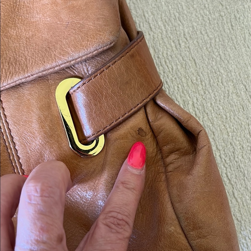 Badgley Mischka Brown and Gold Leather Shoulder Bag with Turnlock Closure Vtg - Picture 9 of 16